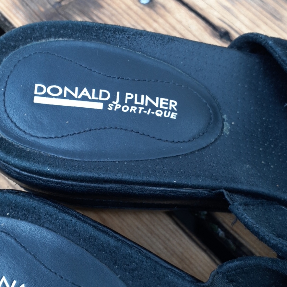 Donald J Pliner Black Leather Sandal Size 10 - Picture 4 of 7